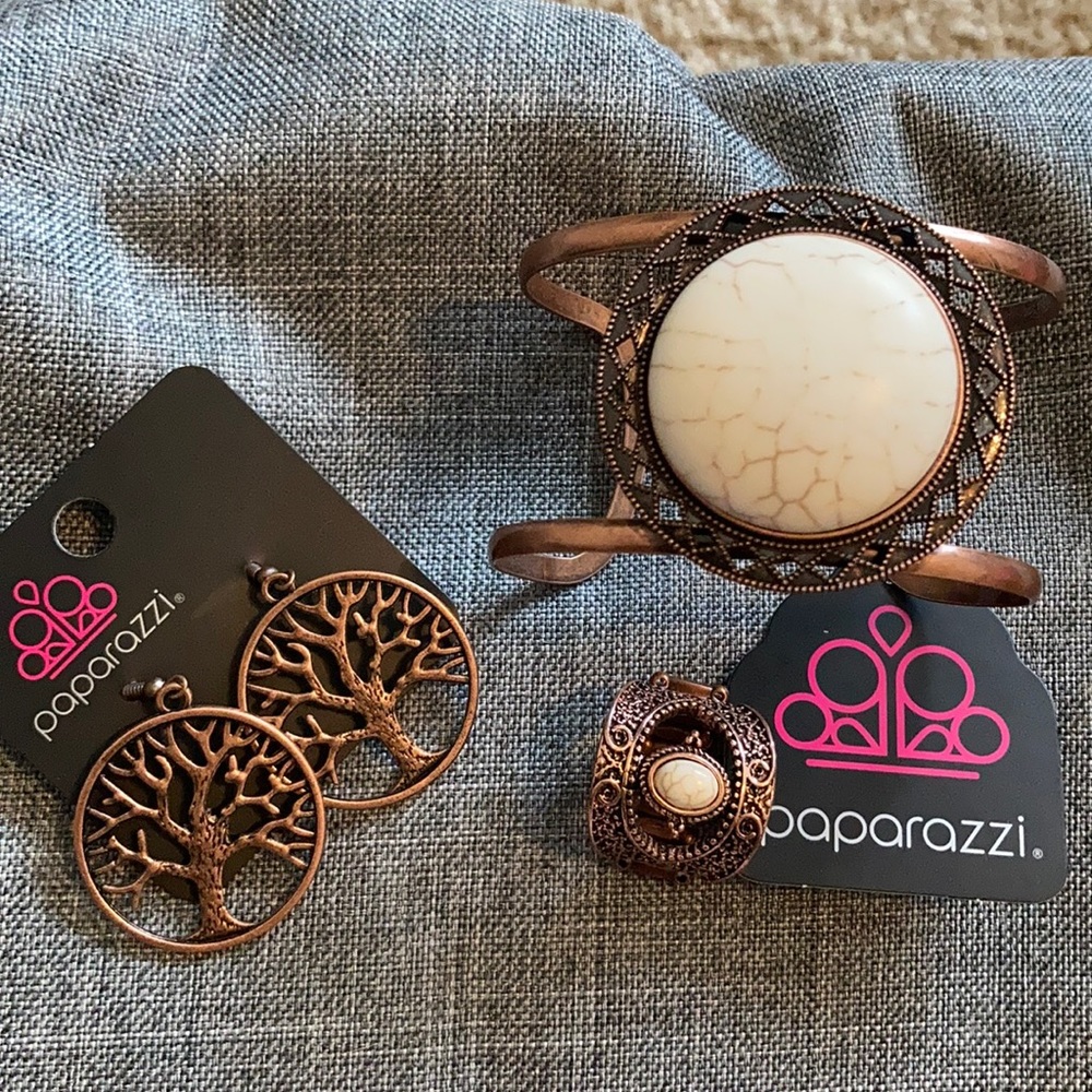 Paparazzi jewelry